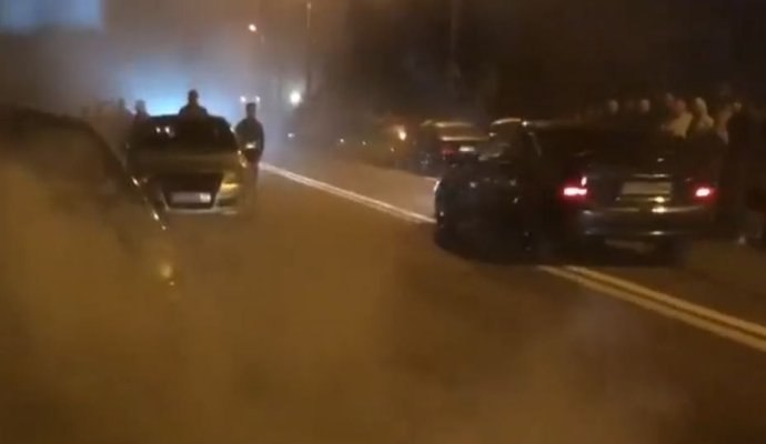 Întreceri ilegale în trafic, pe șoseaua Industrială din Constanța. Video