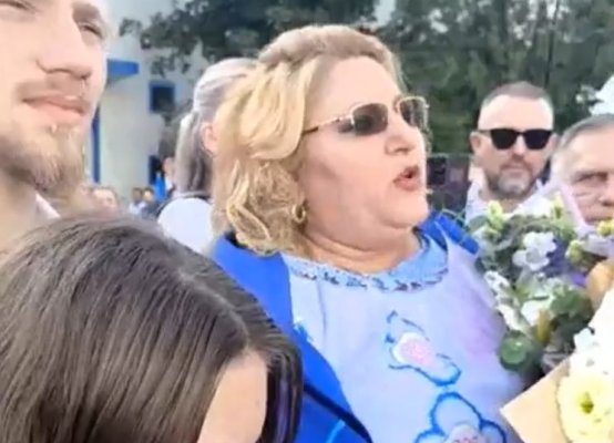 Diana Șoșoacă, delir verbal la depunerea candidaturii: „Îi rog pe copii, pe tineri, să se joace de-a... Șoșoaca“