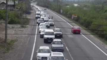 Atenție, șoferi! Trafic rutier intens pe DN 1, în zona staţiunilor montane