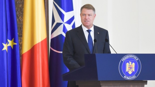 Klaus Iohannis: Dacă aplicăm măsurile anunţate de guvern la salariul mediu net de 2.335 lei, salariatul câştigă fix 3 lei