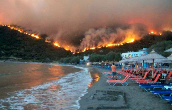 Atenționare de călătorie pentru Grecia din cauza riscului crescut de incendii