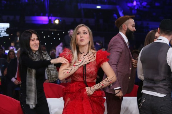 Eurovision 2019. „Domnişoara Peony cântă ca pantofii mei!“. Elena Cârstea dă de pământ cu câştigătoarea