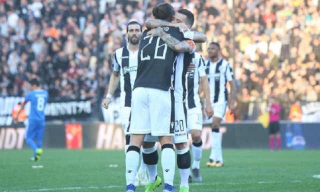 PAOK Salonic a mai făcut un pas spre primul titlu. E neînvinsă de un an în campionat