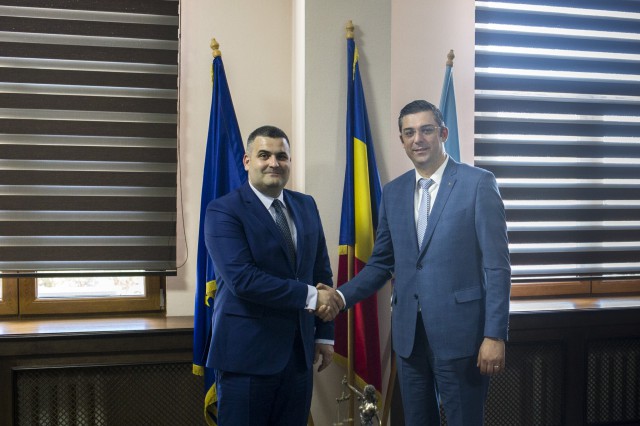 Preşedintele CJ Constanţa, Horia Ţuţuianu, s-a întâlnit cu ministrul MApN