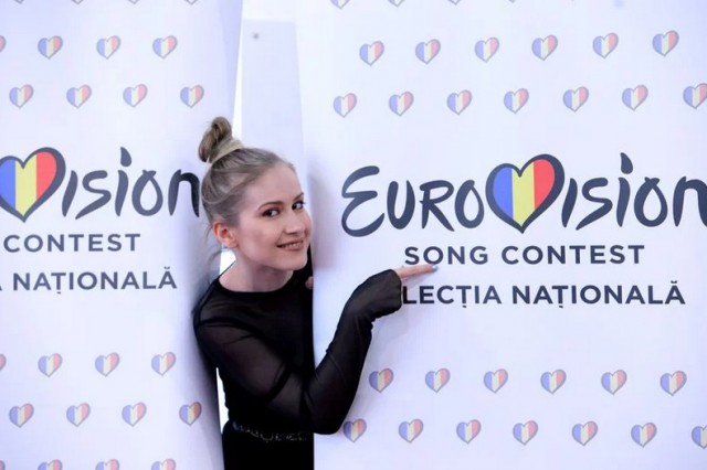 Ester Peony pleacă la Eurovision cu tatăl ei și cu o mătușă: „Mama nu poate să vină la Tel Aviv”