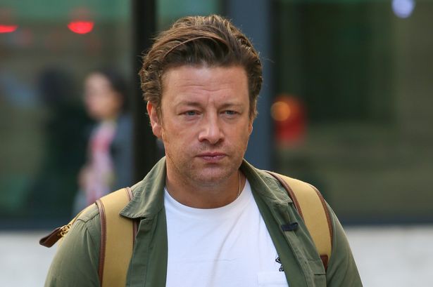 Lanţul de restaurante al celebrului chef britanic Jamie Oliver a intrat în faliment