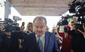 'Bani negri pentru partid' - Vasile Blaga, explicații în fața magistraților după 'lovitura' încasată de la un important om de afaceri
