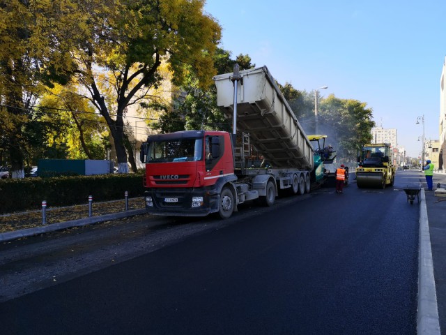 Confort Urban a finalizat lucrările de asfaltare a străzii Mihai Viteazu