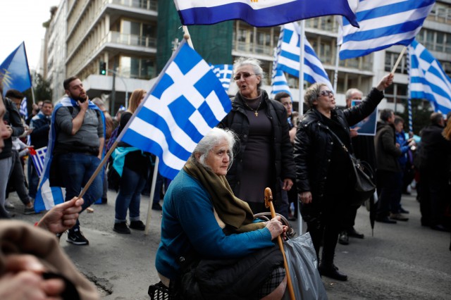 Greve şi manifestaţii în Grecia împotriva reformei sistemului de pensii