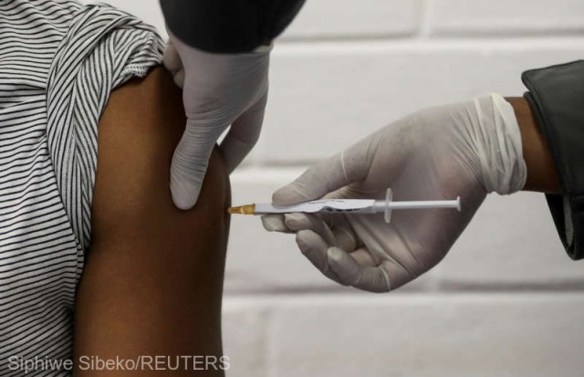 India începe selectarea persoanelor care vor primi cu prioritate vaccinul împotriva noului coronavirus