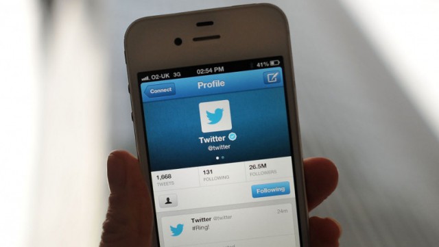 Moscova acuză Twitter de „dictatură digitală” după blocarea unor conturi legate de Rusia