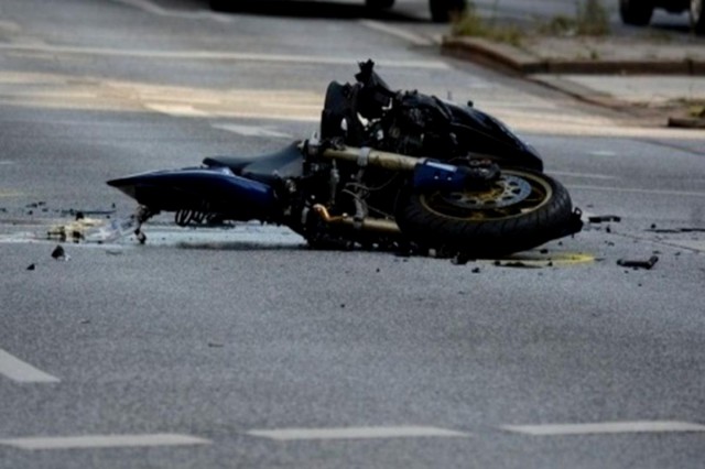 ACCIDENT RUTIER GRAV în localitatea RUNCU: Victima, un MOTOCICLIST