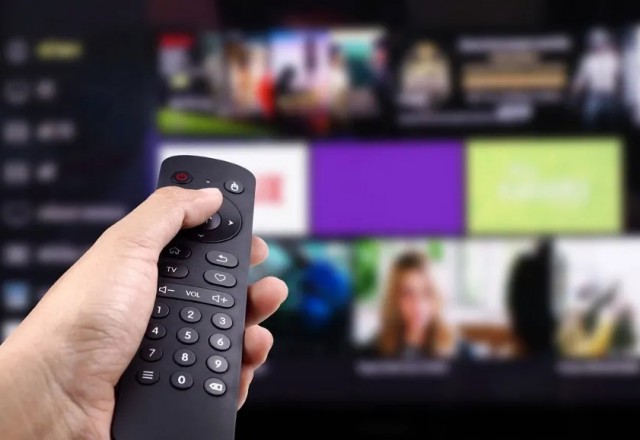 Studiu: Jumătate dintre utilizatorii platformelor de streaming video ar renunţa la abonamente dacă preţul ar crește