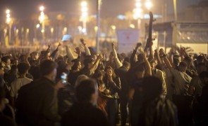 Megapetrecere cu 25.000 de oameni la Madrid: Poliția a fost depășită de situație
