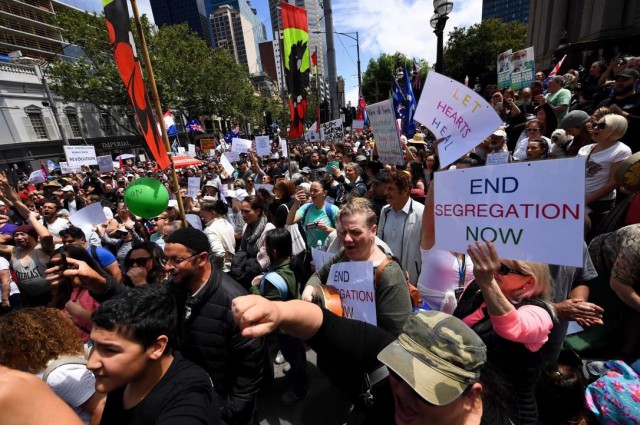 Coronavirus: Mii de australieni au demonstrat împotriva vaccinării obligatorii