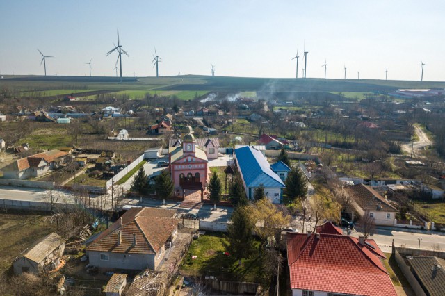 Primăria Fântânele vrea să se apuce să asfalteze străzile... dar nu are bani