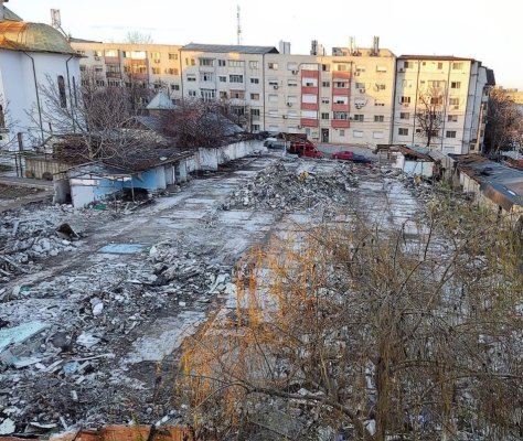 Constănțenii vor parcare în locul Galeriilor Soveja. Video