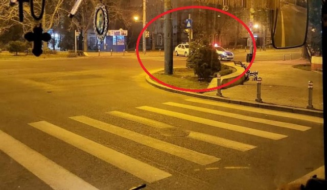 Intersecția din Tomis III, blocată de polițiști din cauza unei genți suspecte!