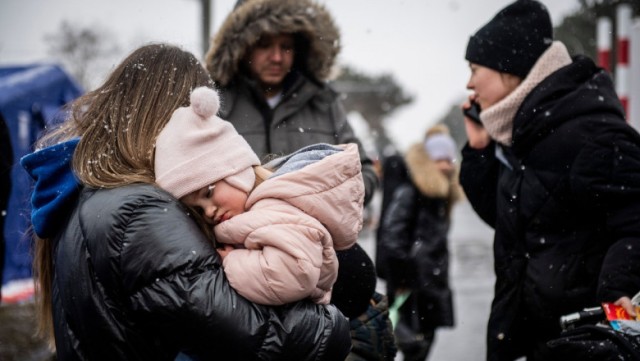 Românii care găzduiesc refugiați din Ucraina vor primi bani de la stat