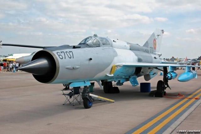 Un alt avion MiG-21 LanceR, decolat de la Mihail Kogălniceanu, a avut probleme tehnice